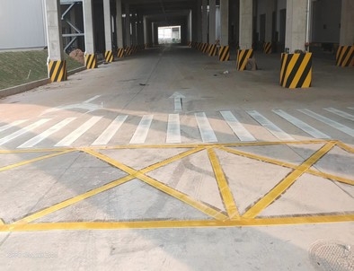 咸阳咸阳厂区道路标线施工